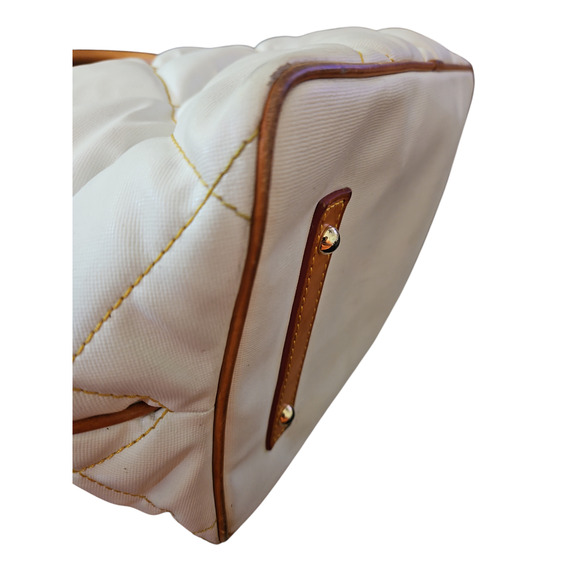 Dooney and Bourke Quilted Leather Handbag with COA - Picture 9 of 16